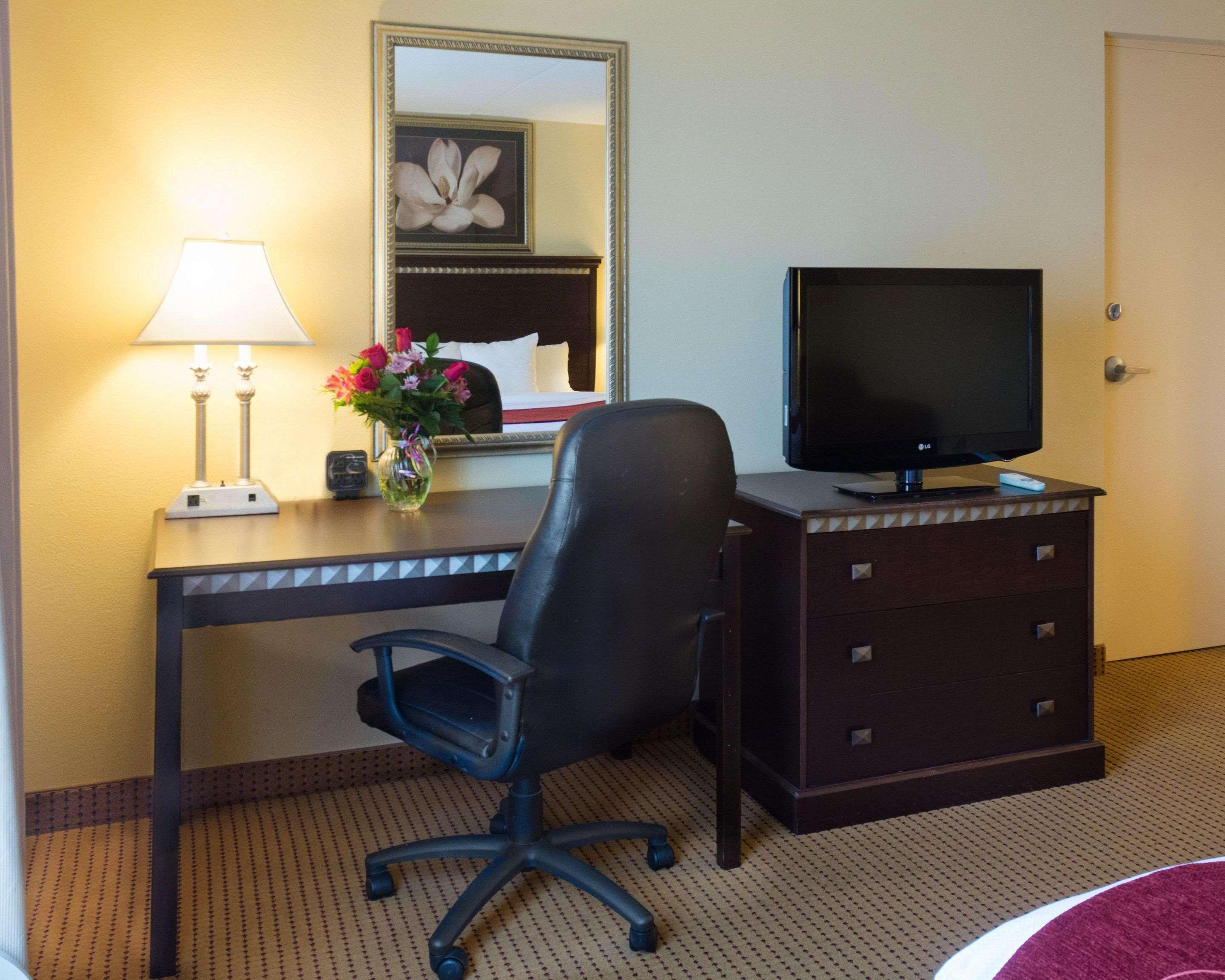 Comfort Suites Fredericksburg North Ngoại thất bức ảnh