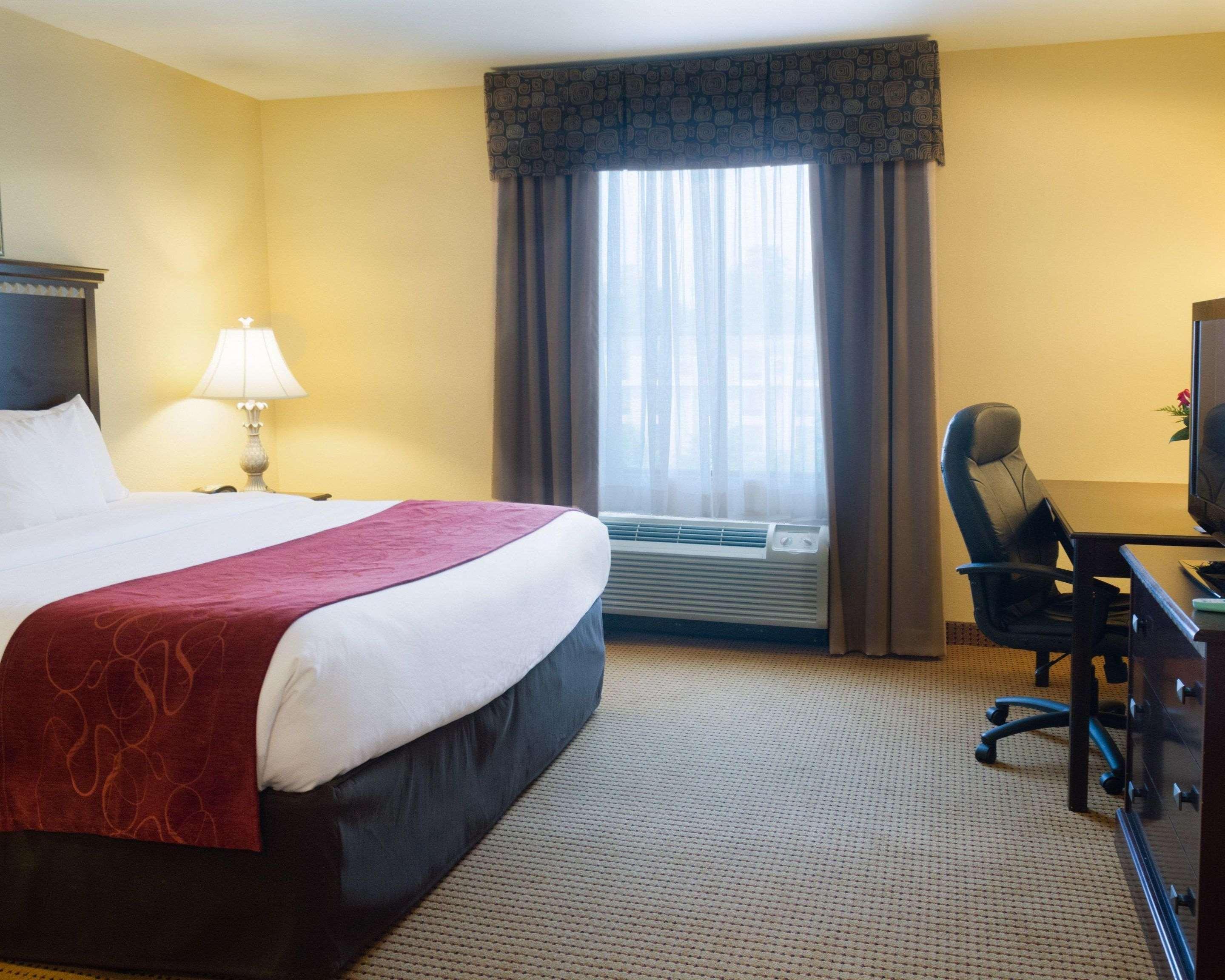 Comfort Suites Fredericksburg North Ngoại thất bức ảnh