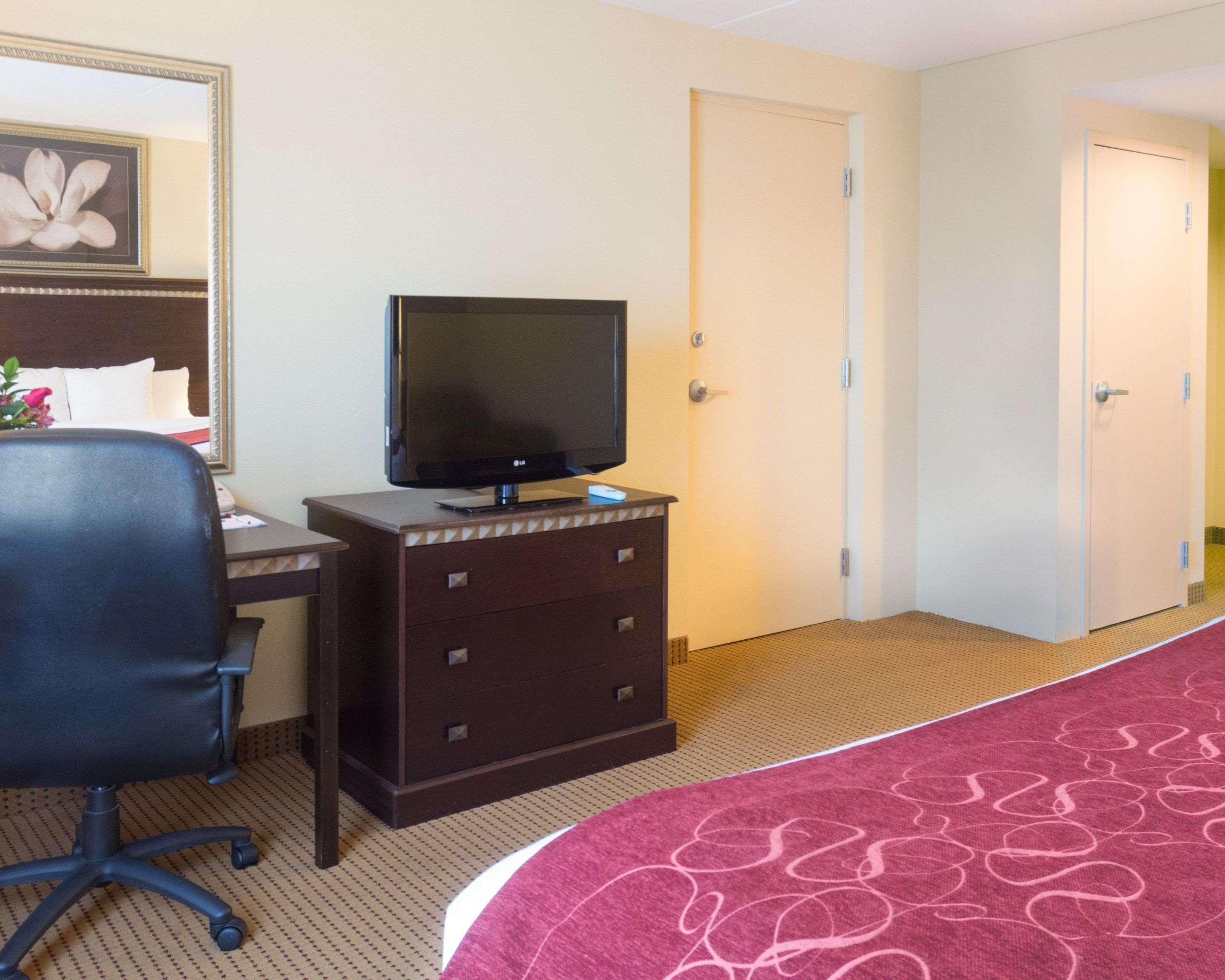 Comfort Suites Fredericksburg North Ngoại thất bức ảnh